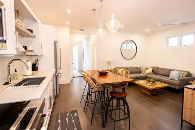 Image de Helluva Happy Place | Escape to Old Town Key West - 3 bed/2. 5 bath townhome with private pool