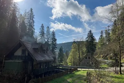 Image de Romantisches Ferienhaus im Schwarzwald. Mit Sauna und Hotpot. Haustierfreundlich