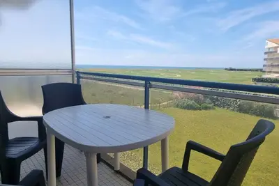 Image de Bel appartement avec 1 chambre, parking, animaux admis, près du golf