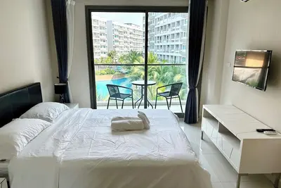 Image de Pool View Studio in Pattaya Laguna Beach Resort 3
