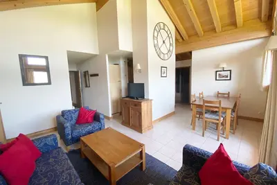 Image de Charmant 4 pièces pour 6-7 personnes, dernier étage avec balcons - Morillon 1100