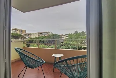 Image de Appart. T3 de 74m2  4/6 pers, résidence calme, clim, balcon et parking sécurisé.
