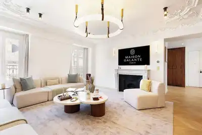 Image de Un Exceptionnel 5-Ch/4-SdB en Duplex avec Services à La Madeleine - Opéra