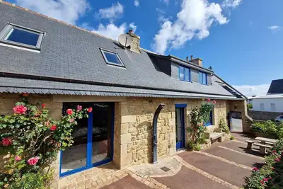 Image de Maison de vacances bretonne face mer