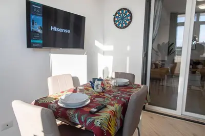 Image de Two room apartment with garden R10