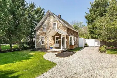 Image de Walk Or Bike To The Village Of East Hampton And Round Swamp Farm