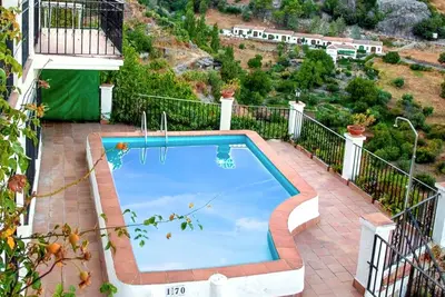Image de Homerez - Chalet authentique à Grazalema avec piscine privée