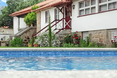 Image de Homerez - Maison familiale avec vue sur la montagne Ă Vouzela