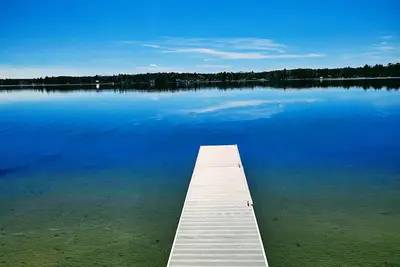 Image de Freshly updated cottage, perfect for your next family vacation