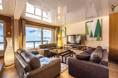 Image de 100m du centre station, 5ème étage, vue lac, télévision, casier à ski, 85m², Tignes