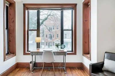 Image de Sunny Apartment Just 2 Blocks from Wrigley and Boystown\n\n