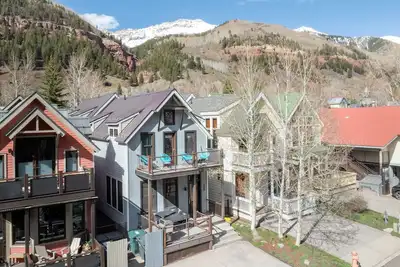 Image de West Pacific-Pandora Gold by Curate Telluride-Lux Home, Fireplace, Walk to Ski