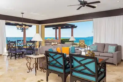 Image de 3 bedroom ocean front suite