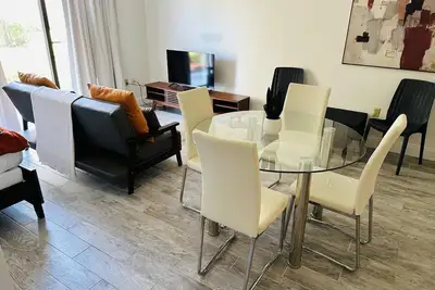 Image de Cozy Studio close Universal Orlando Area, Full Kitchen, Living Room & Amenities.