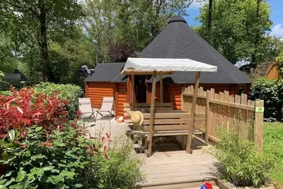 Cabane 3 étoiles - Piscine  - eeeddc