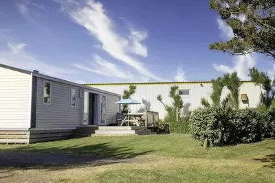 Image de Camping 3 étoiles - Piscine  - eehgii