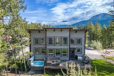 Image de Modern Tides | Hot Tub | Beach Access | Fireplace