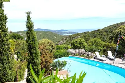 Image de Maison & Piscine Privée Vue Mer très calme 8p Pmr