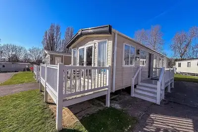 Image de Modern caravan with decking at Haven Hopton-on-Sea ref 80032m