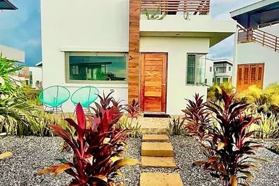 Image de Beach House In The Tropics