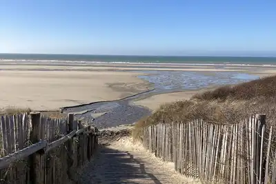 Image de 'Maison Familiale Proche Nausicaa et de la plage' avec terrasse privée et Wi-Fi