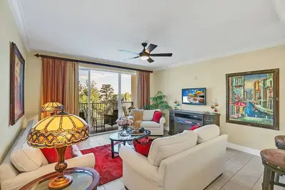 Image de Luxury Disney Area Waterfront Resort Condo