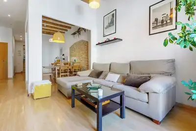 Image de Appartement 'Plaça La Font' avec balcon, Wi-Fi et climatisation