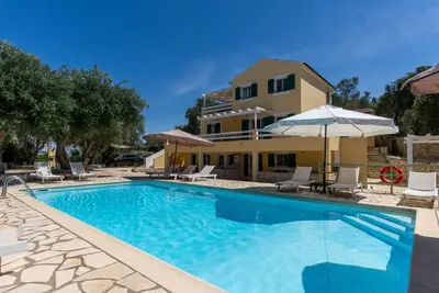 Studio 'Villa Elaia 3' avec vue sur la montagne, Wi-Fi et climatisation