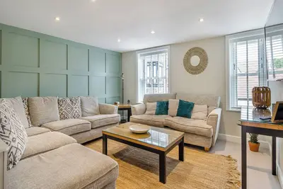 Image de 4 bedroom accommodation in Chesterfield