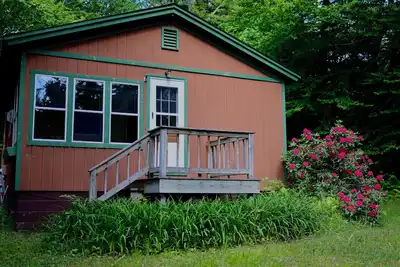 Image de Charming Waterfront Cabin with Dock and access to Canada Lake in the Adirondacks