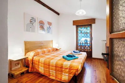 Image de Appartement \"Maison Ninive\" avec vue sur la montagne, Wi-Fi et climatisation