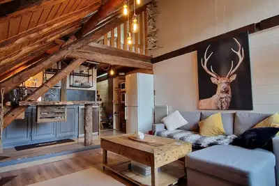 Image de Coquet T2 mezzanine en duplex au cachet montagne