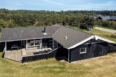 Image de \"Juris\" - 950m from the sea by Interhome