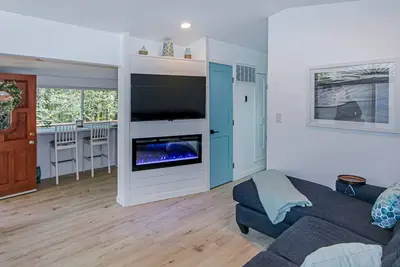 Image de Dog-friendly coastal cabin at Whaleshead Resort, paradise awaits