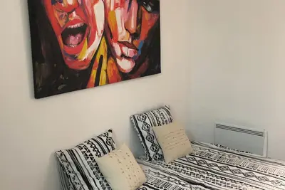Image de Studio, pour 2 personnes plein centre-ville à 10 minutes de la plage à pied