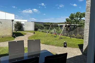Image de 2 bedroom accommodation in Julianadorp aan Zee