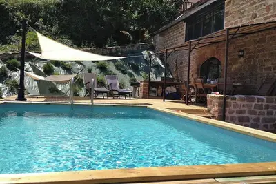 Image de Homerez - Villa spacieuse à Noailhac avec piscine privée