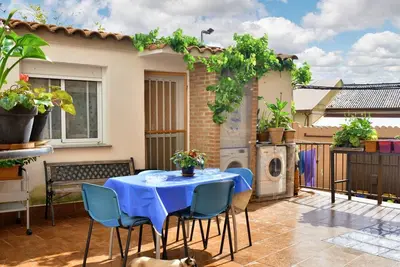 Homerez - Appartement confortable à Cáceres - 55 m² - Terrasse accueillante