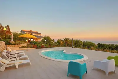 Image de Homerez - Villa magnifique à Favara avec vue sur mer