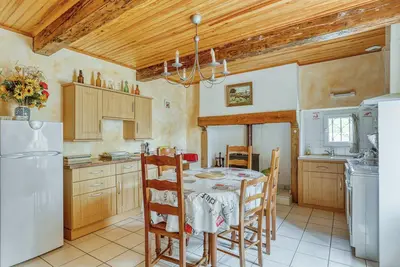 Image de Homerez - Maison confortable Ă Puycelsi avec jardin et terrasse