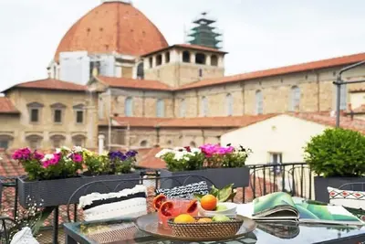 Image de 5 Beds With Unparalleled Views. Exceptional Style in Borgo San Lorenzo