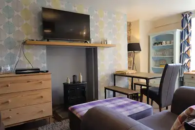 Image de A Quirky 1-bedroom Basement-level Fisherman's Apartment