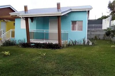 Image de Homerez - Bungalow charmant Ă Sainte-Anne avec jardin