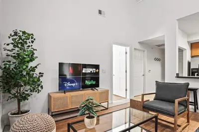 Image de Pearl #605 and #607 x