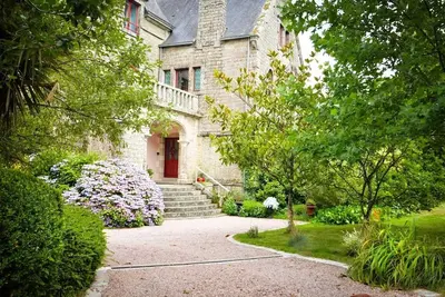 Image de Homerez - Villa en campagne à Langoëlan - Piscine privée