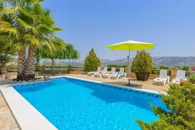Image de Homerez - Villa à Priego de Córdoba. <br><br>Génère cette partie :