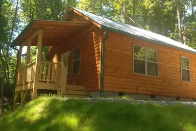 Image de Brand New Cabin in New Mountain Community