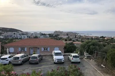 Image de Appartement Climatisé vue Imprenable sur Mer. 2 ch. Salon Cuisine Sb Terrasse