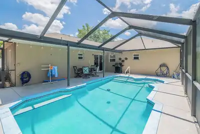 Image de Disney Castle Cove - Private Pool & Community Boat Ramp close to Legoland