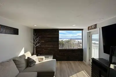 Image de Cedar Lodge 305. 2 bedroom condo with Lake Winni views!